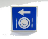 LEGO onderdeel Tile 2 x 2 with Arrow, Plate and Silverware Pattern (Sticker) - Set 7997 3068pb0162