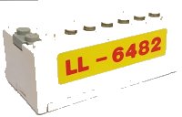 LEGO onderdeel Electric 9V Battery Box Small with Red 'LL-6482' on Yellow Background Pattern 4760c01pb03