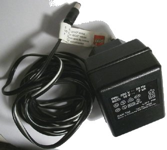 LEGO part Electric, Train Speed Regulator 9V Power Adapter 230V 50Hz (Continental European) (70928)