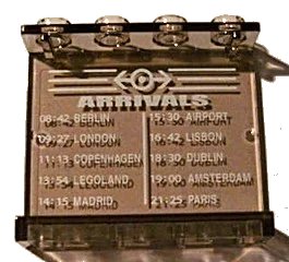 LEGO onderdeel Panel 1 x 4 x 3 - Hollow Studs with Schedule and 'ARRIVALS' Pattern on Inside (Sticker) - Set 4513 (4215bpb44)