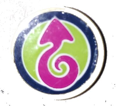 LEGO onderdeel Tile, Round 2 x 2 with Bottom Stud Holder with Magenta Arrow on Lime Background with Dark Blue Border Pattern (Sticker) - Set 41173 (14769pb358)