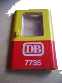 LEGO onderdeel Door 1 x 4 x 5 Train Right, Thin Support at Bottom with Red Bottom Half and 'DB 7735' Pattern (Sticker) - Set 7735 4182pb004