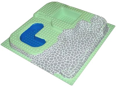 LEGO onderdeel Baseplate, Raised 32 x 32 Three Level with Stone Ramp and Blue Pool Pattern (6092px2)