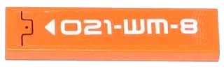 LEGO onderdeel Tile 1 x 4 with Black Line, Rivet, White Arrow and '021-WM-8' Pattern (Sticker) - Set 70705 (2431pb0313)