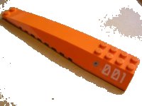 LEGO onderdeel Wedge 16 x 4 Triple Curved with Reinforcements with Bullet Hole and '001' on Left Side Pattern (Sticker) - Set 7705 45301pb016