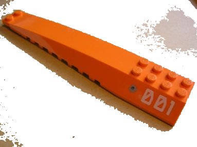 LEGO onderdeel Wedge 16 x 4 Triple Curved with Reinforcements with Bullet Hole and '001' on Left Side Pattern (Sticker) - Set 7705 (45301pb016)