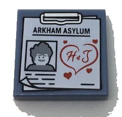 LEGO onderdeel Tile 2 x 2 with Clipboard with 'ARKHAM ASYLUM', Joker Image and Red 'H & J' in Heart Pattern (3068pb1043)