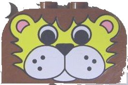 LEGO onderdeel Slope, Curved 4 x 2 x 2 Double with 4 Studs with Lion Face Pattern (4744px6)