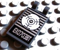 LEGO part Tuile, Modifiée 2 x 3 avec 2 Pinces U avec Motif Cible et 'EXO703BT' Argenté (Autocollant) - Set 8113 30350cpb008