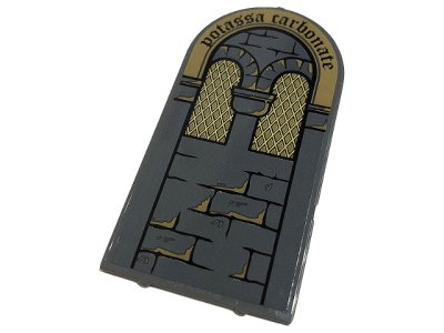 LEGO onderdeel Glass for Door Frame 1 x 6 x 7 Arched with Notches and Rounded Pillars with Brick Wall, Lattice Windows and Black 'potassa carbonate' Pattern (Sticker) - Set 76383 (65066pb04)
