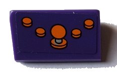 LEGO onderdeel Slope 30 1 x 2 x 2/3 with 4 Orange Buttons and Joystick Pattern (Sticker) - Set 71016 (85984pb193)
