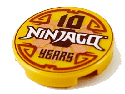 LEGO part Piastrella, Rotonda 2 x 2 con Supporto Bottone Inferiore con '10 NINJAGO YEARS' (14769pb366)