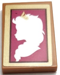 Tile 2 x 3 with White Elsa Silhouette on Magenta Background in Gold Frame Pattern (Sticker) - Set 41167 in mittelnougat, LEGO Teilenummer 26603pb382