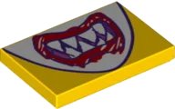 LEGO onderdeel Tile 2 x 3 with Drawing of Mouth with Sharp Teeth and Red Scribbled Lips on White Background Pattern (Super Mario Bowser Jr. Bandana) (26603pb093)