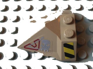 LEGO onderdeel Wedge 4 x 4 x 1 1/3 Pyramid Center with Stripes and Exo-Force Circuitry Right Pattern F (Stickers) - Set 7711 (47757pb08R)