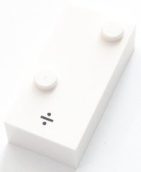 LEGO onderdeel Brick, Braille 2 x 4 with 2 Studs with Black Division Sign (÷) Pattern (dots-34 ⠌) (English) 60237pb01