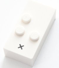 LEGO onderdeel Brick, Braille 2 x 4 with 3 Studs with Black Multiplication Sign (×) Pattern (dots-236 ⠦) (English) 65555pb01