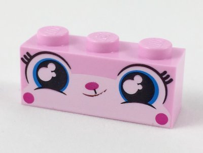 LEGO part Stein 1 x 3 mit Katzengesicht, breiten Augen, kleinem schiefen Grinsen Muster (3622pb101)