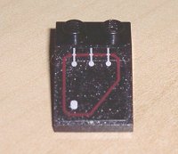 LEGO part Schräge 33 3 x 2 mit Silber Schaltkreise 3 Linien gerade, 1 Punkt in Rotem Umriss Muster (Aufkleber) - Set 7702 3298pb030