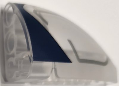 LEGO part Technic, Panneau Courbe 5 x 3 x 2 Coin Quart Ellipse, Gauche avec Bord Bleu Foncé et Motif Lignes Argent (2438pb001)