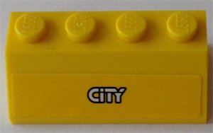 LEGO onderdeel Slope 45 2 x 4 with White City Logo on Yellow Background Pattern (Sticker) - Set 60073 (3037pb037)
