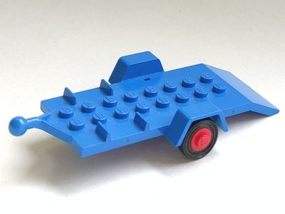 LEGO onderdeel Vehicle, Trailer Base 4 x 8 Bed with Red Wheels and Tires (817c01)