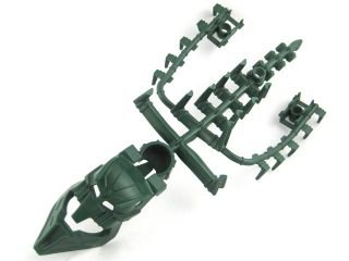 LEGO part Bionicle Piraka Spine Flexible with Mask and Arm Covers, Zaktan (53579)