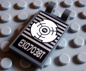 LEGO part Platte, modifiziert 2 x 3 mit 2 U Clips mit Zielscheibe und silbernem 'EXO703BT' Muster (Aufkleber) - Set 8113 (30350cpb008)