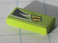 LEGO part Platte 1 x 2 mit Gelb '17' und Schwarz und Weiß Flammen Muster (Aufkleber) - Set 8119 3069pb0120