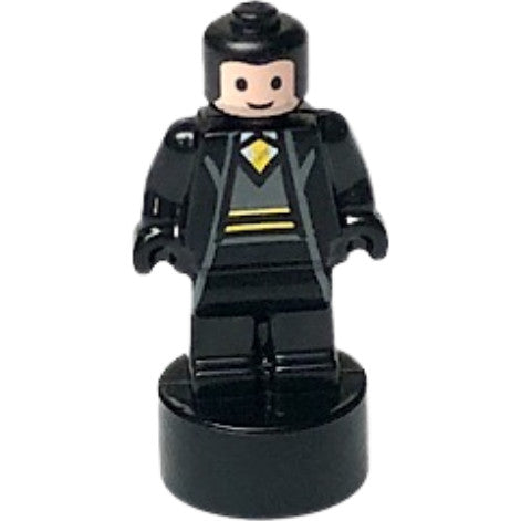 Minifig 90398pb032 - Hufflepuff Student Statuette / Trophy #3, Light Nougat Face