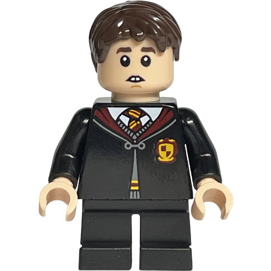 Minifig hp299 - Neville Longbottom - Gryffindor Robe Clasped, Black Short Legs